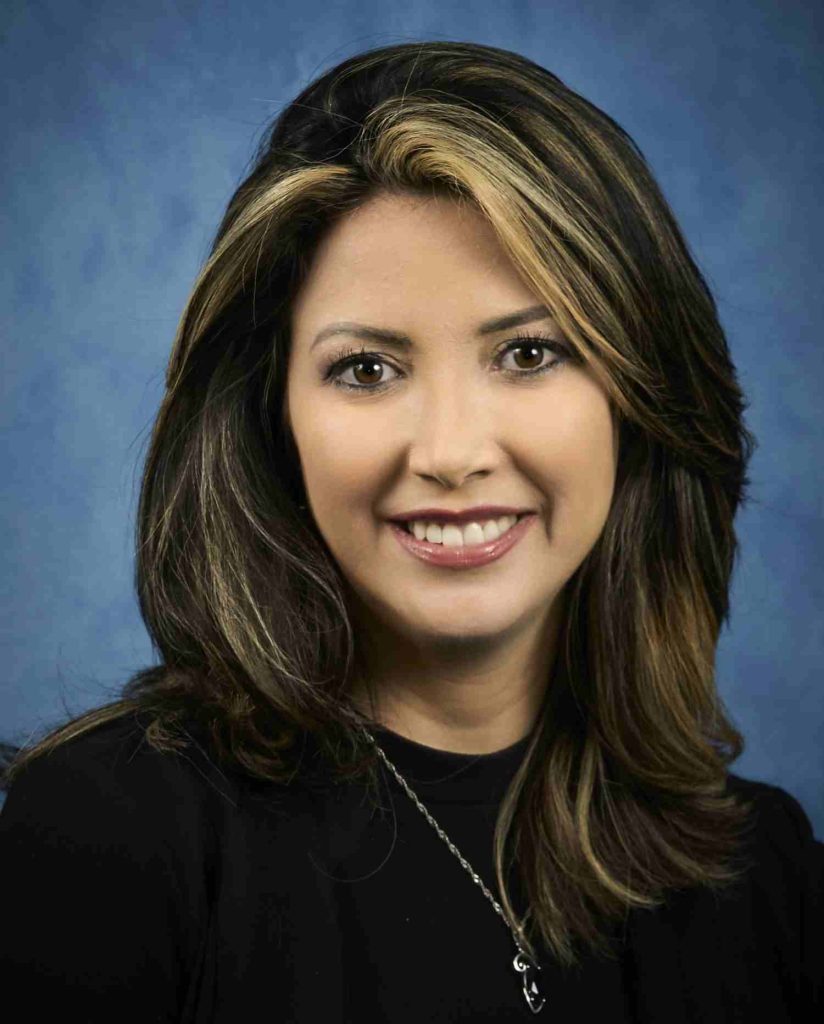 Portrait of Ximena Morales, MD